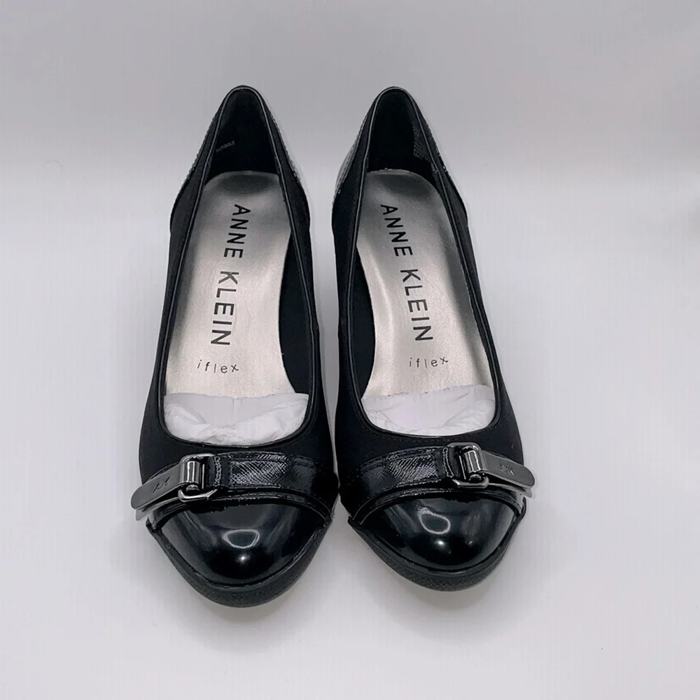 Anne Klein Women's Navy Blue Flats - Picture 1 of 8